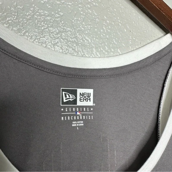 New York Yankees Women's L Baseball Bling Sleeveless Tank Grey Blue Athletic - Picture 4 of 7